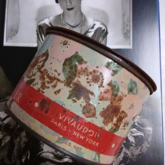 Vivaudou Mavis body dusting bath powder tin sealed unopened w/ puff - Picture 2 of 11